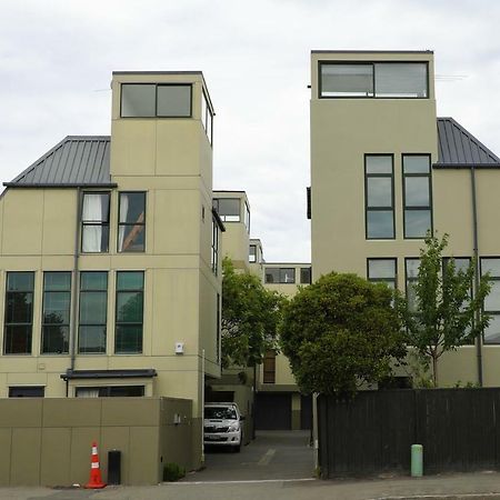 Comfortable Inner City Living Christchurch Esterno foto