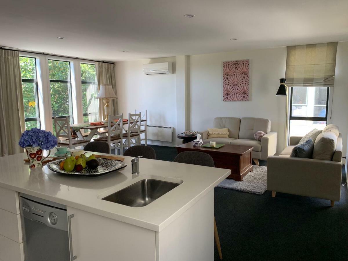 Comfortable Inner City Living Christchurch Esterno foto